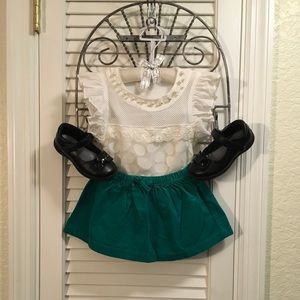 💛Beautifully detailed little girls top